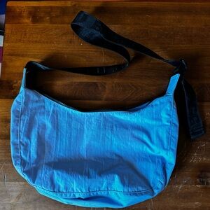 Baggu Medium Crescent in Serenity Blue